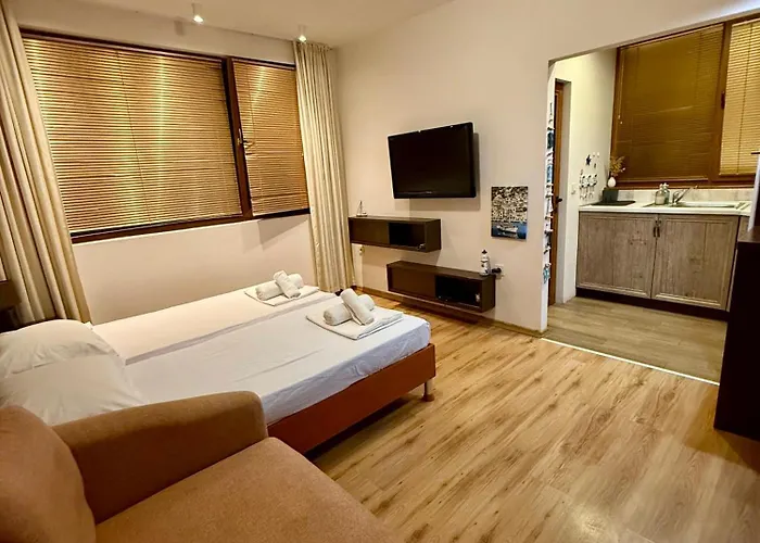 анси * Gmina Pomorie